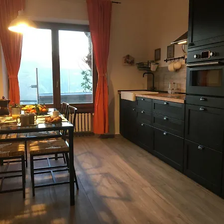 Casa vacanze Sorriso Brunate